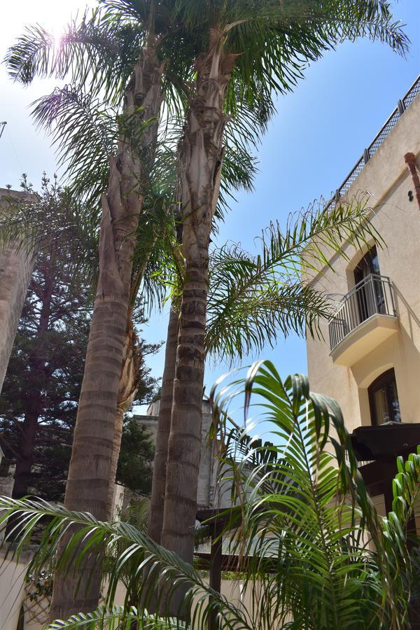 Hotel Il Portico Favignana Exterior foto