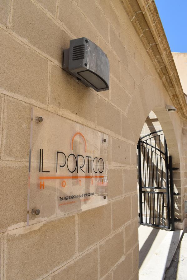Hotel Il Portico Favignana Exterior foto